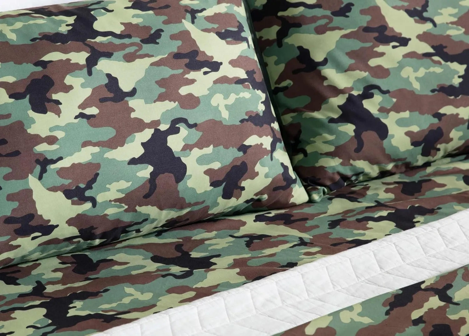 Chezmoi Collection Military Camo 4-Piece Sheet Set - Camouflage Army Green Printed Microfiber Soft Breathable Deep Pocket Sheets and Pillowcases Set, Full Size