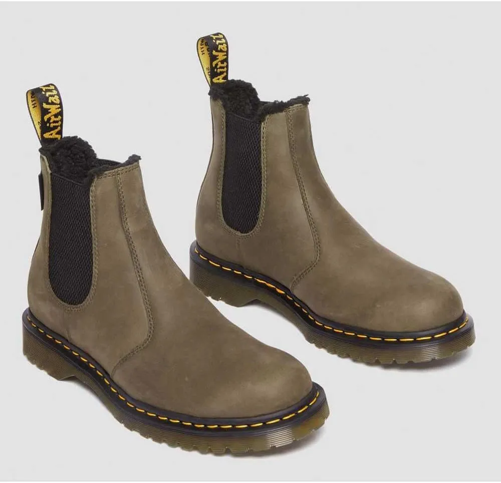 Dr. Martens Men's 2976 Chelsea Boot
