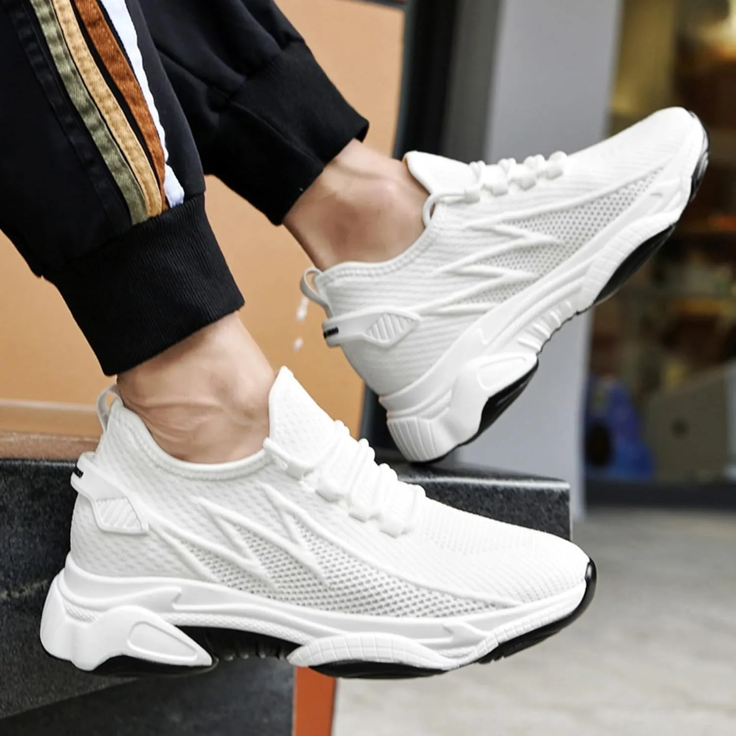 Men's Autumn and Winter Breathable Outdoor Hiking Shoes High Top Shoes Hiking Sneaker Socks Low Cut
