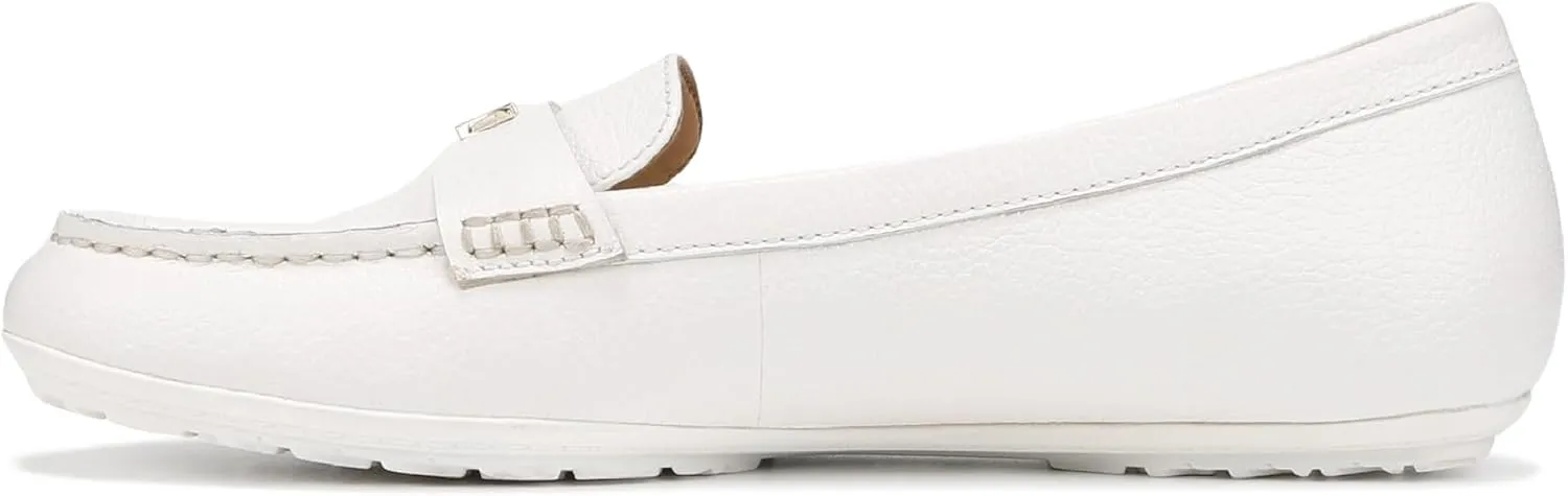 Naturalizer Women's Evie Slip-On Casual Loafer