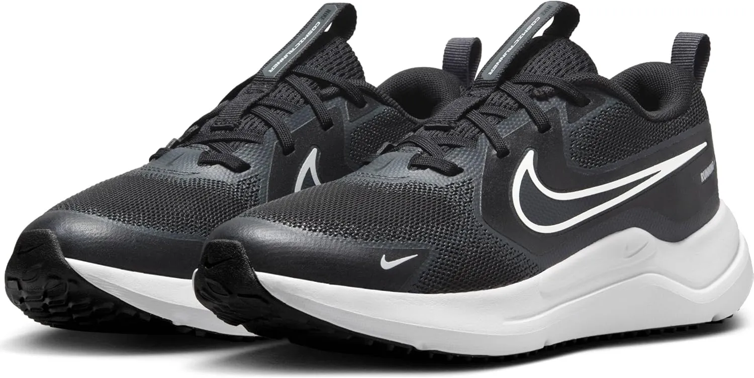 Nike Unisex-Child Cosmic Runner Road Running Shoes Sneaker