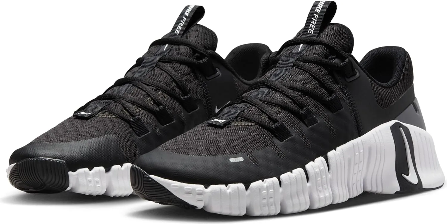 Nike Women's Sneaker, 0