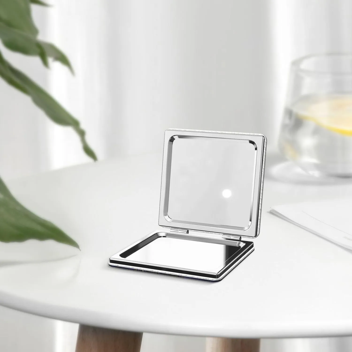 Purple Flowers Portable Pocket Cosmetic Mirror-Compact and Light, It is A Necessary Thing to Go Out for Beauty and Makeup