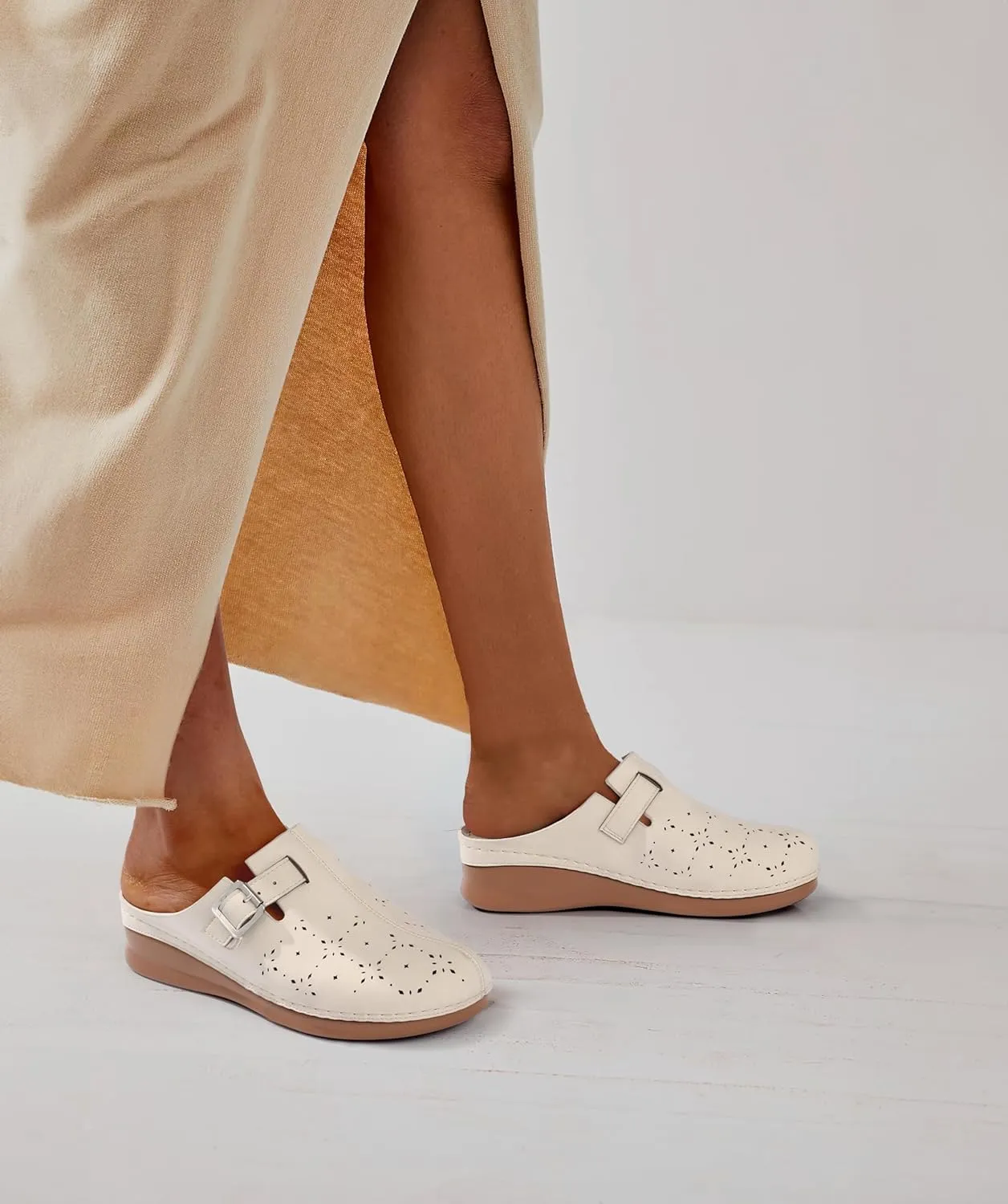 TEMOFON Clogs for Women Mules Shoes: Comfortable Arch Support Closed Toe Sandals Backless Low Wedge Slip on Shoes