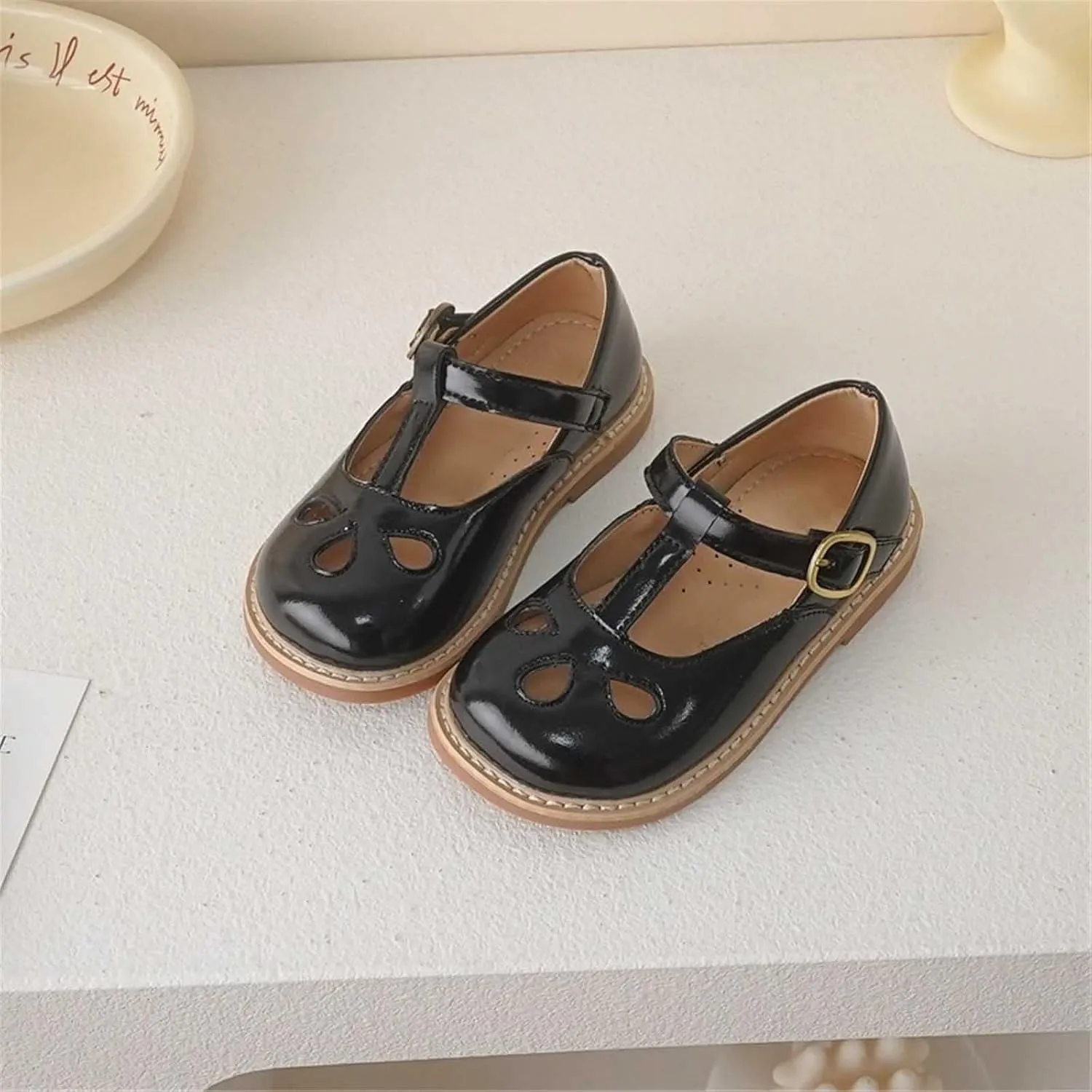 Toddler Girls Mary Jane Shoes Flat Closed Toe T-Strap Kids Cute Buckle Sandals Leather Non Slip Breathable Summer