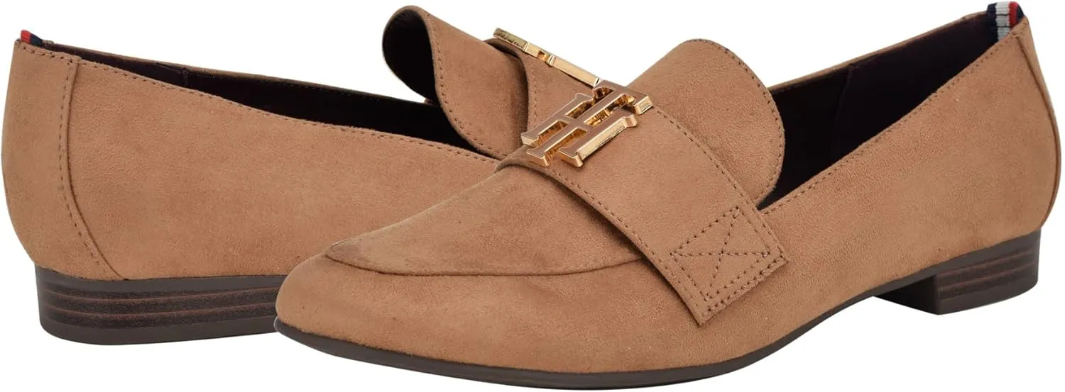 Tommy Hilfiger Women's Cyndia Loafer