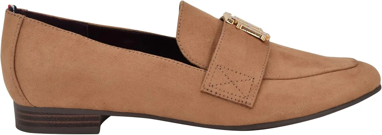Tommy Hilfiger Women's Cyndia Loafer